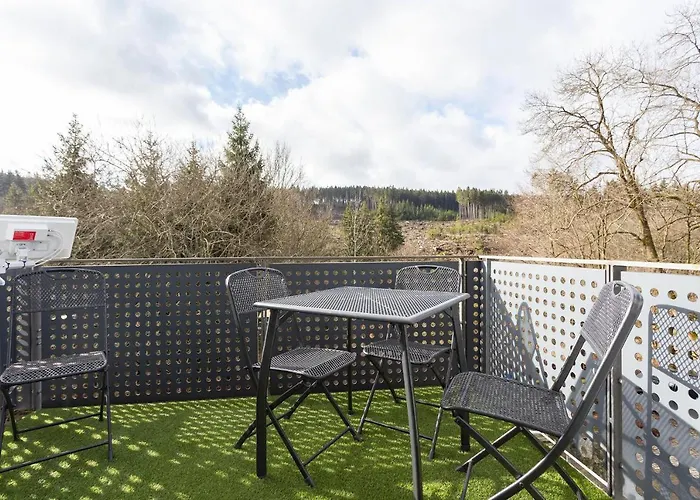 An Der Salamanderburg 公寓 *